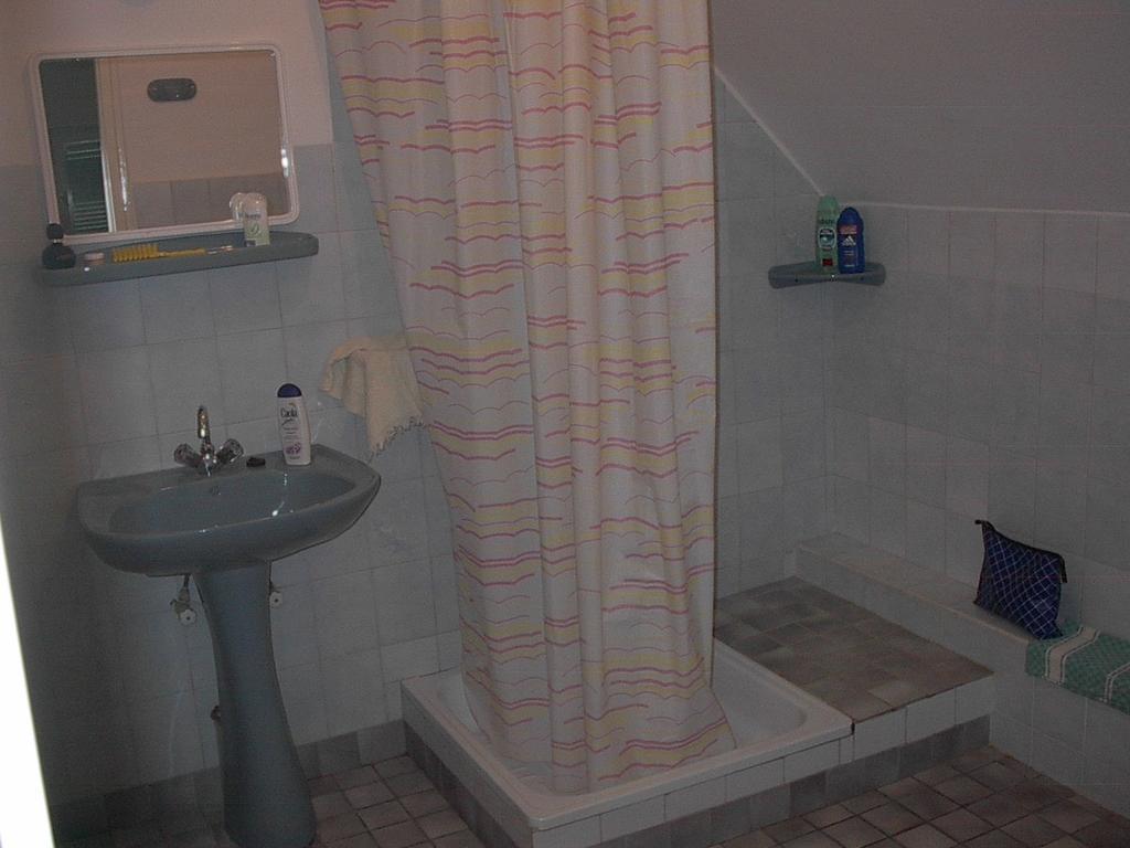 Babarczi Ueduelohaz Apartment Kiskunmajsa Room photo